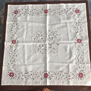 Elegant Floral Embroidered Tablecloth Topper